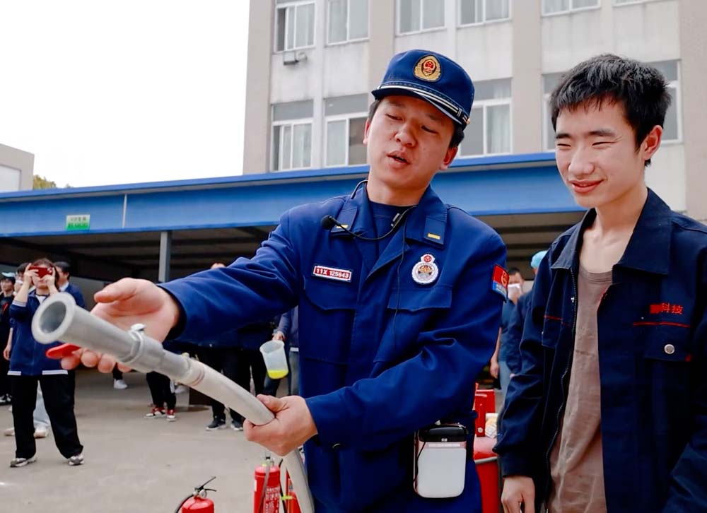 666bee410a921.jpg 08.jpg