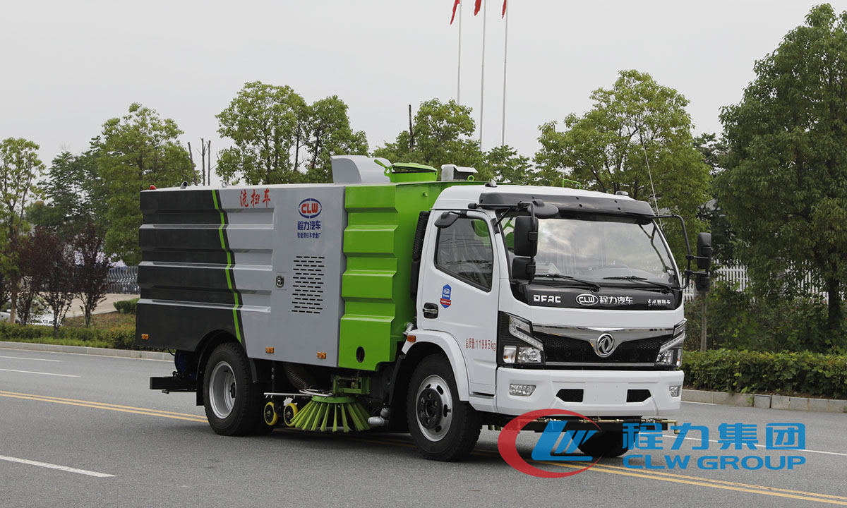 國六東風大多利卡洗掃車（5方塵4方水）