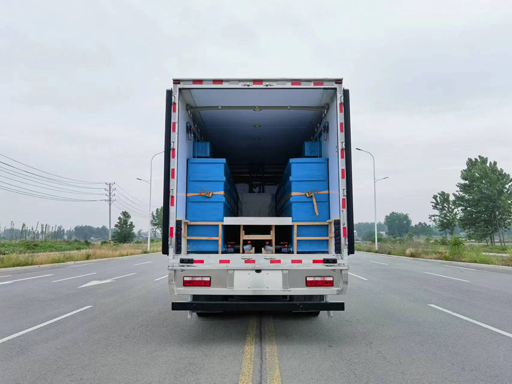 江淮格爾發6米2鮮活水產品運輸車圖片7